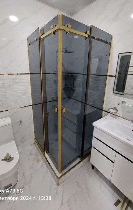 Зеркало / румбик / душавой кабина