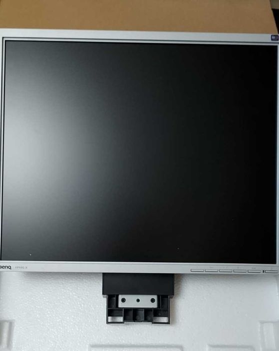 Монитор 19" BENQ Q9TS