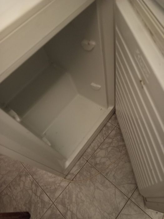 Хладилник АЕG неработен