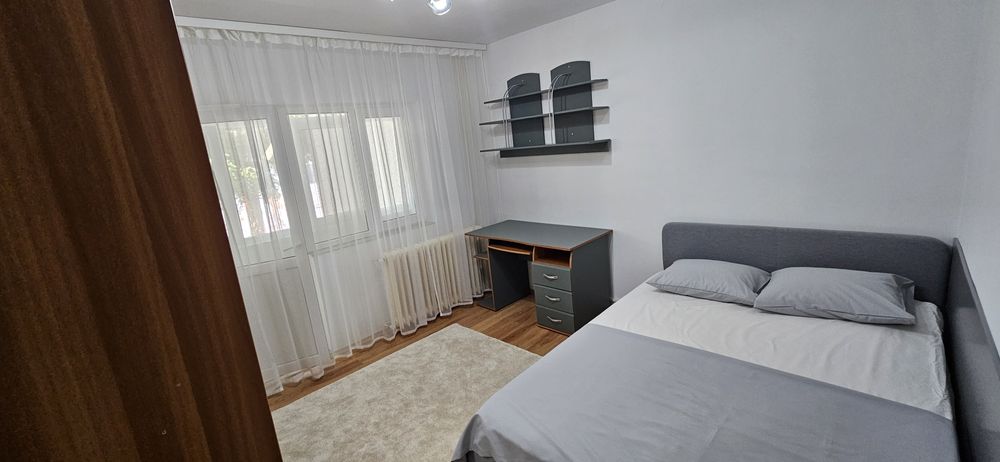 Apartament cu 3 camere de inchiriat direct de la proprietar