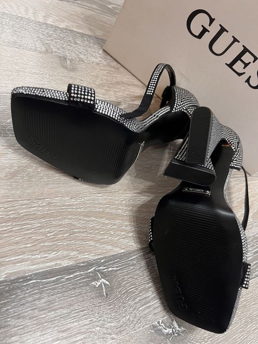 Sandale Guess negre cu strasuri 37 Noi