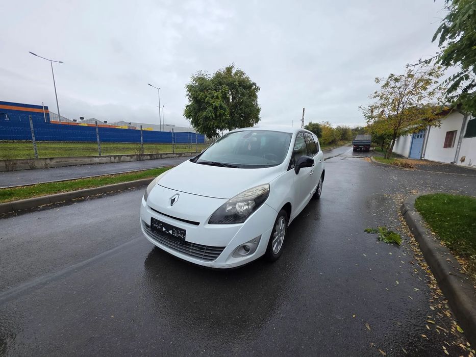 Renault Grand Scenic Renault Grand Scenic 1.5 dCi 110CP Automat /7locuri/ Navi / Scaune Î