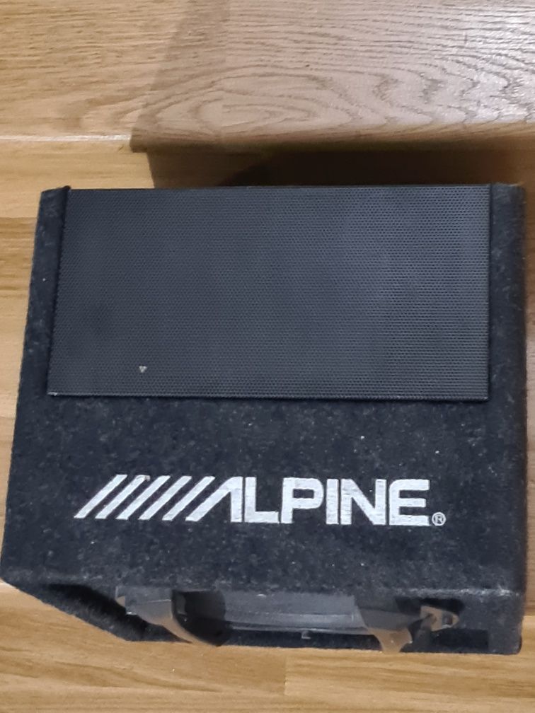 Тонколона Alpine SWE-815 без усилвател