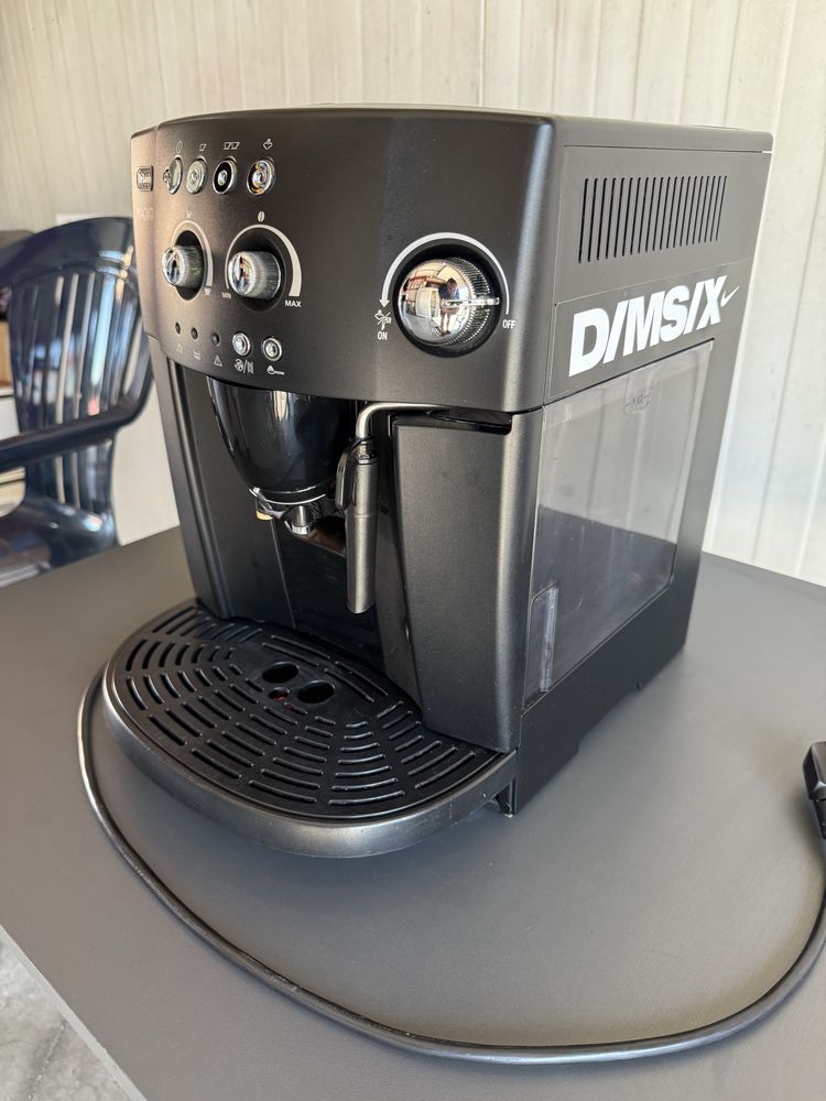 Кафемашина DeLonghi Magnifica кафе автомат