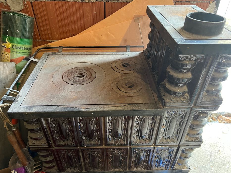 Vând sobă teracotă