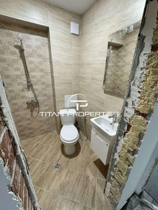 Ключ в Агенцията! Офис, под наем, жк Възраждане