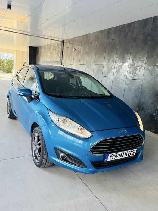 Ford Fiesta Titanium de vanzare
