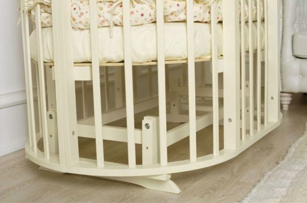 Маятник для кроватки