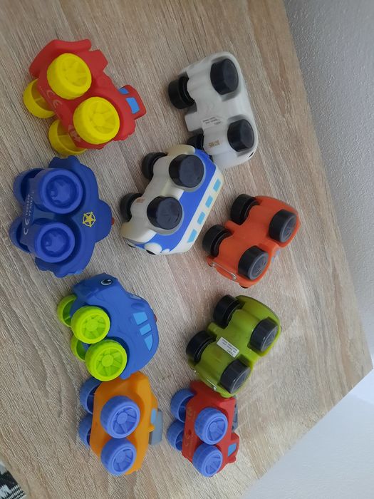 Lot masinute pt copii