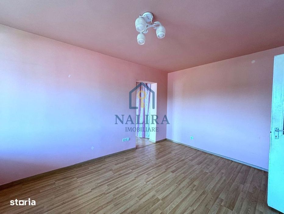 Apartament de vanzare 3 camere zona Iuliu Maniu