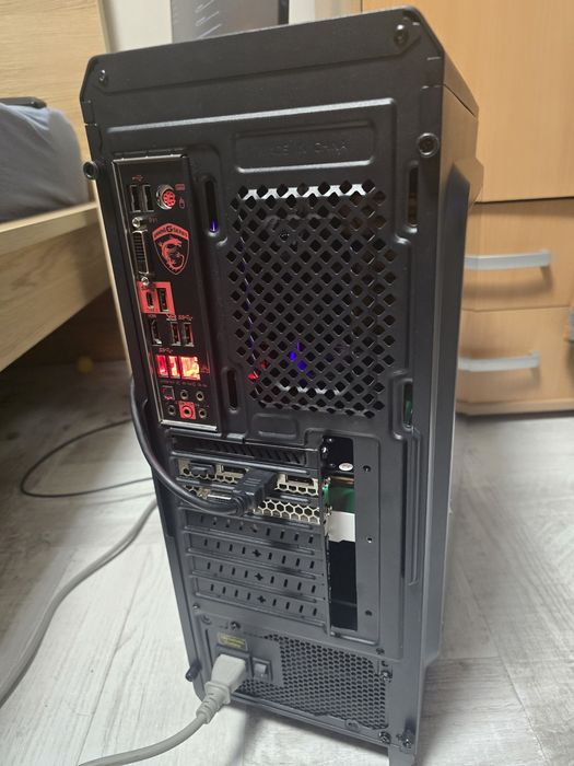 Настолен компютър i7 7700 + GTX 1080 8Gb + 32GB ddr4