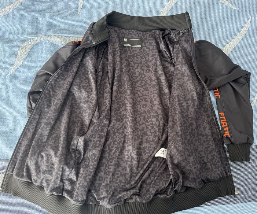Fnatic Gaming gear яке