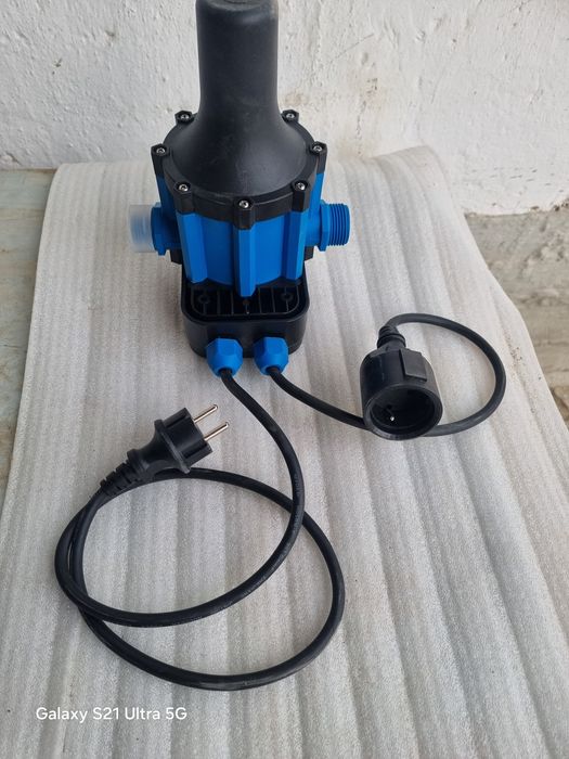 Suv Nasosni bosmini nazorat qiluvchi (Пресс кантирол)