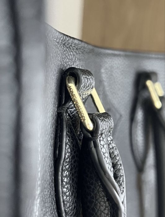 Стилна дамска чанта