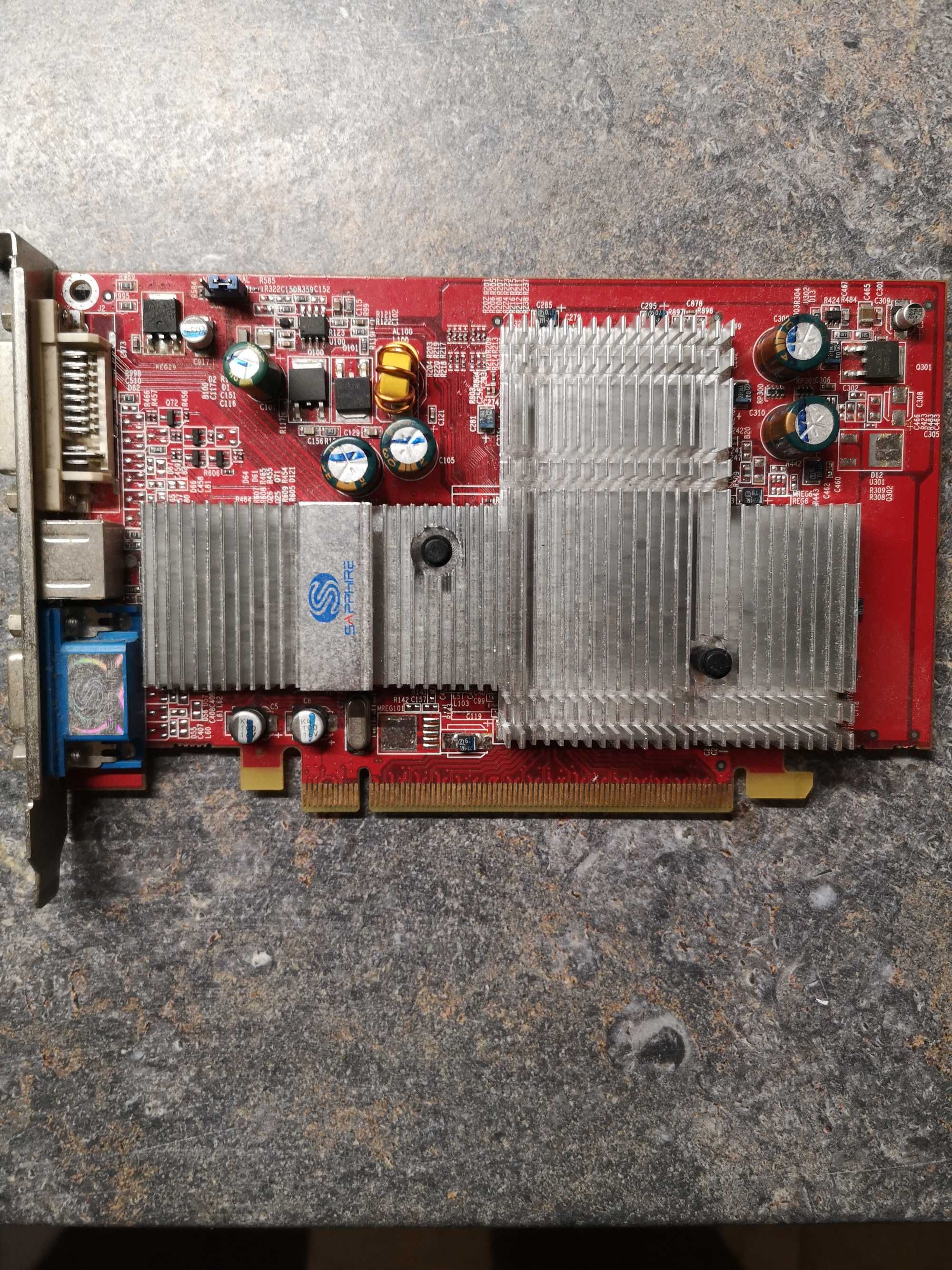 Продавам видеокарта Radeon X550