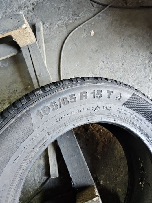 1 anvelopa iarna 195 65  15 Continental
