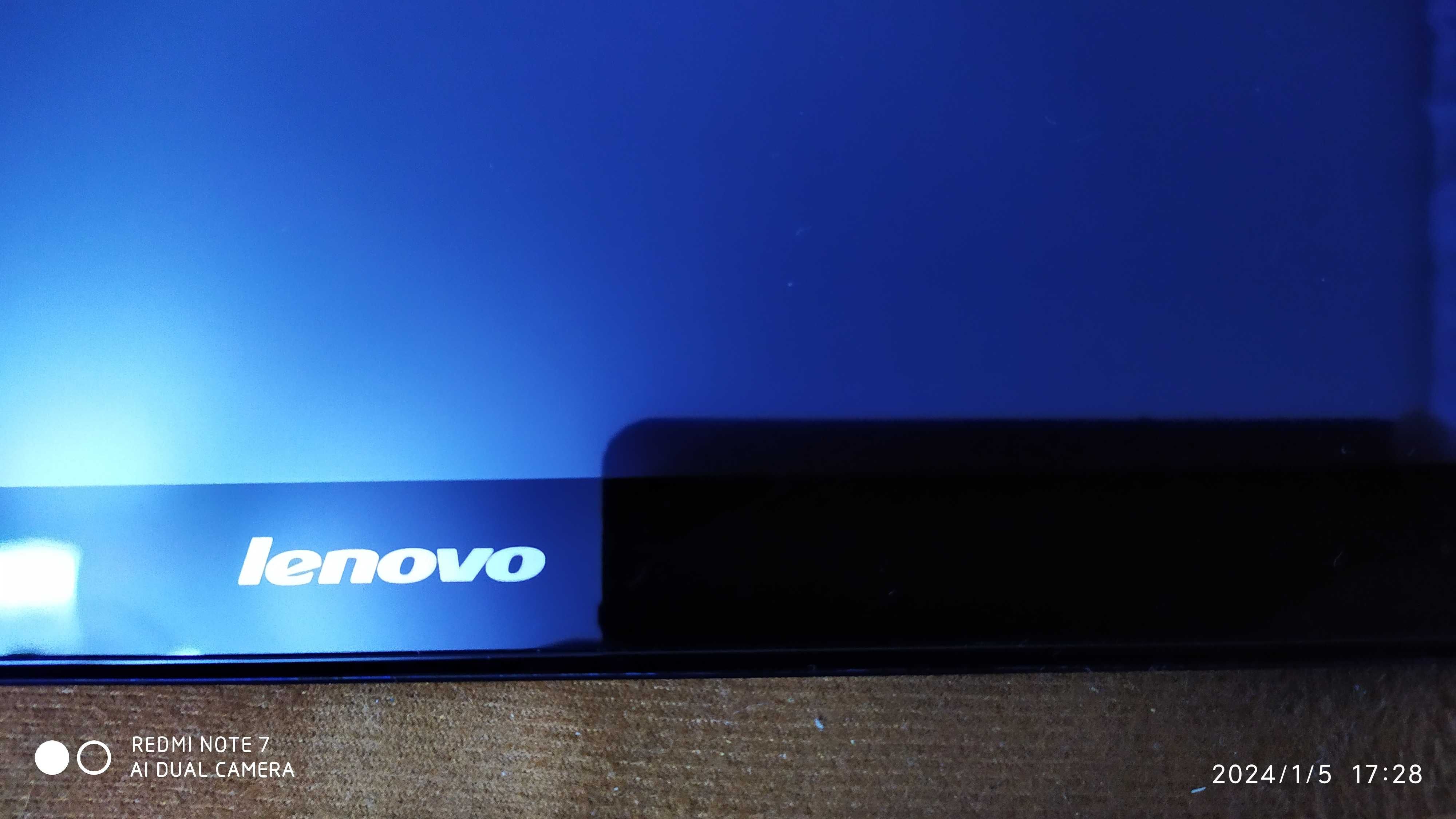 Продам планшет 10 дюймов LENOVO