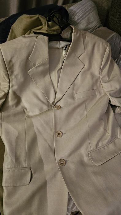 Костюм мужской с галстуком