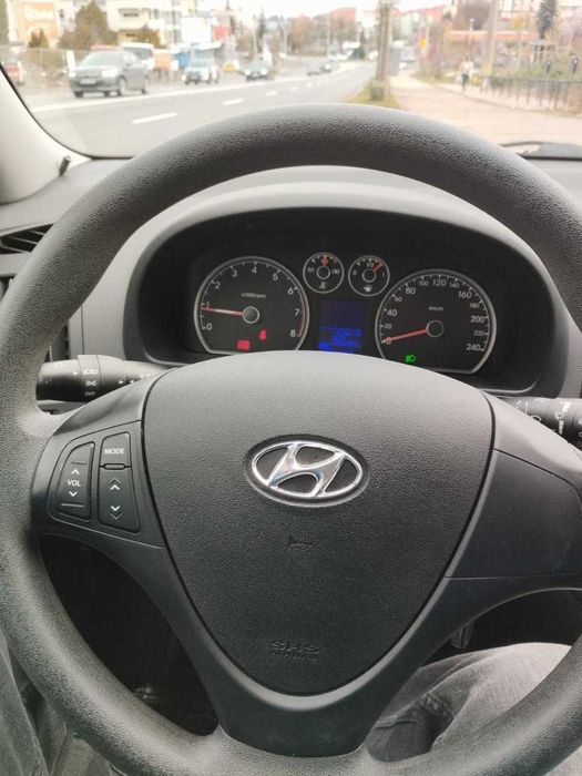 Hyundai i30 1.4 Benzină – 106.000 km REALI – Vopsea Originală