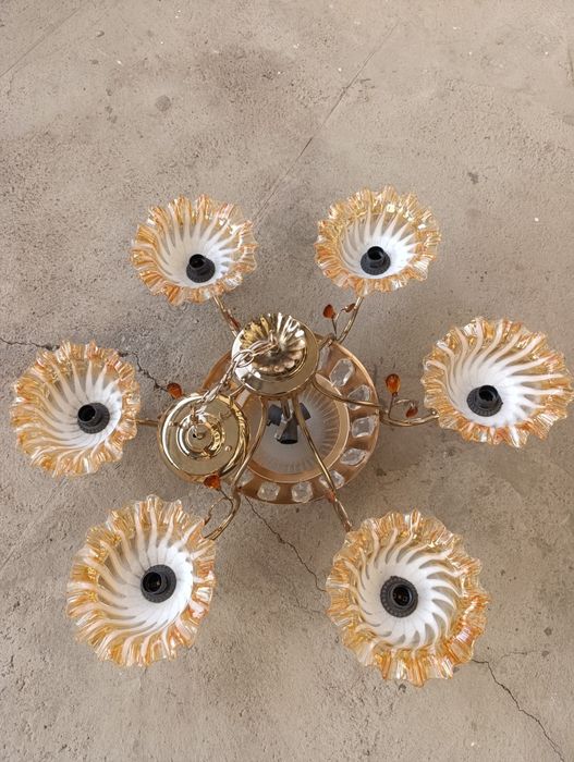 Lyustra, Люстра для зал