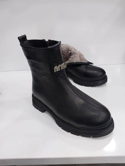 Продам кожанные женские  сапоги