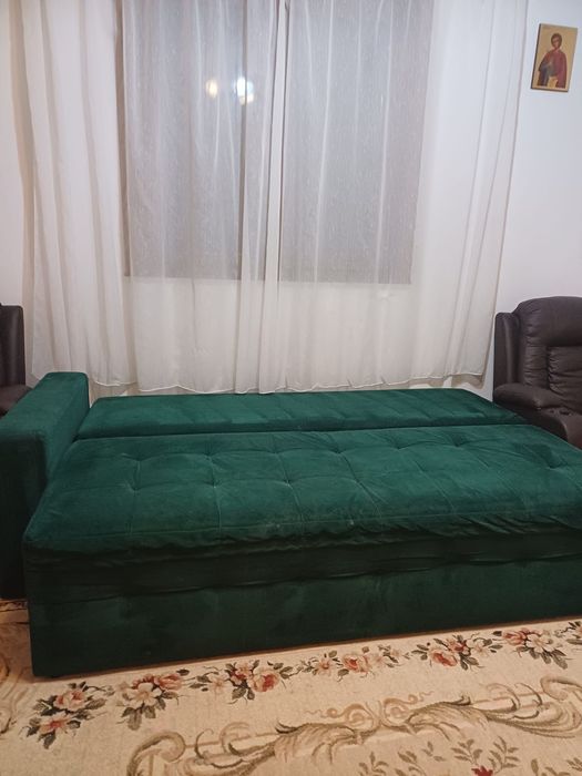 Vând canapea extensibila