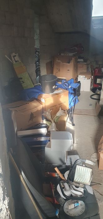 Vând marfa de piață