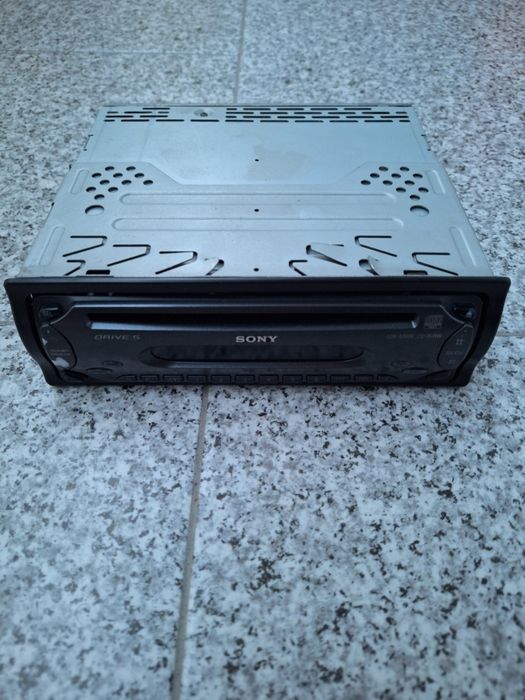 Radio CD Player Auto Sony CDX S2020