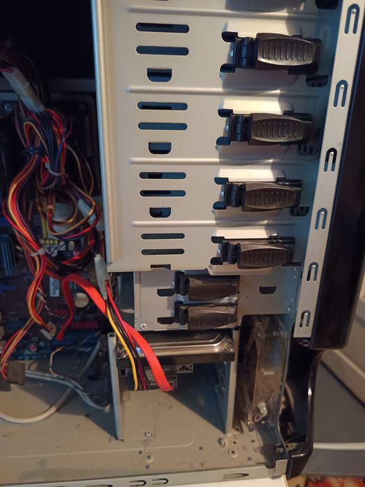 Кутия за компютър