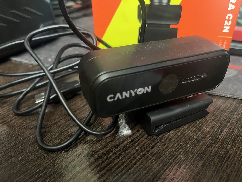 Продам web камеру canyon C2N