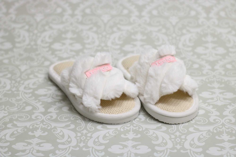 Papuci dama, doua modele