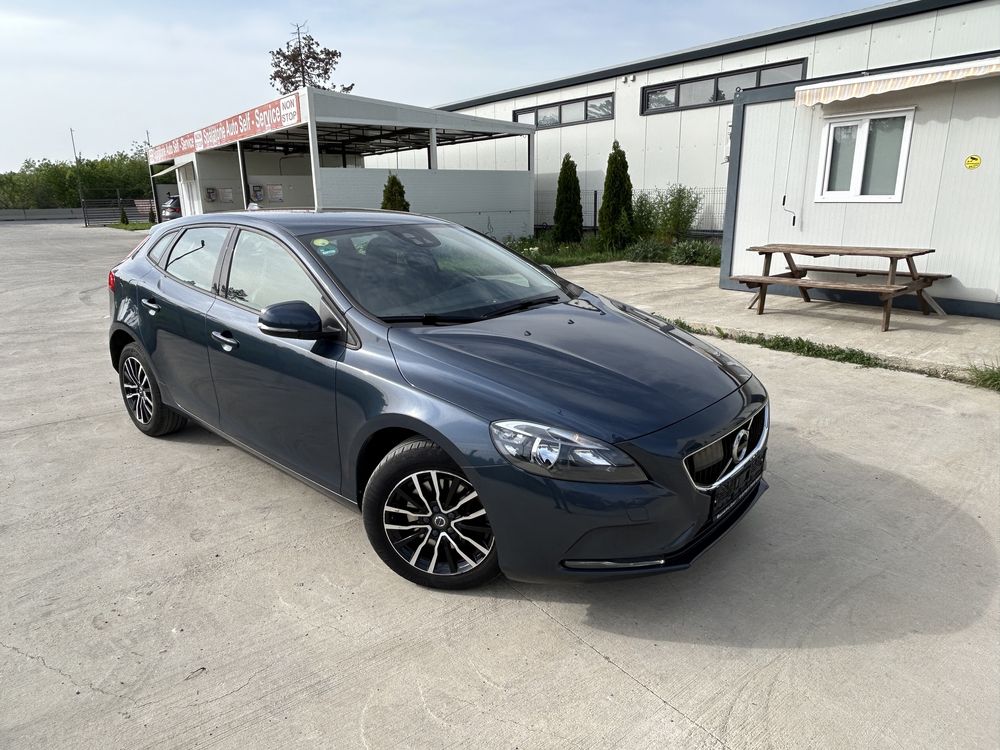 Volvo V40 2017 Automat/led/distronic/lane/rate/garantie