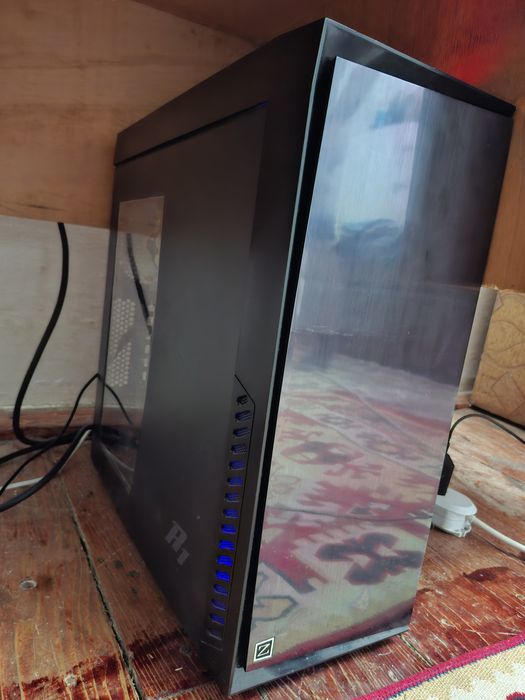 Vând pc i7-4790k