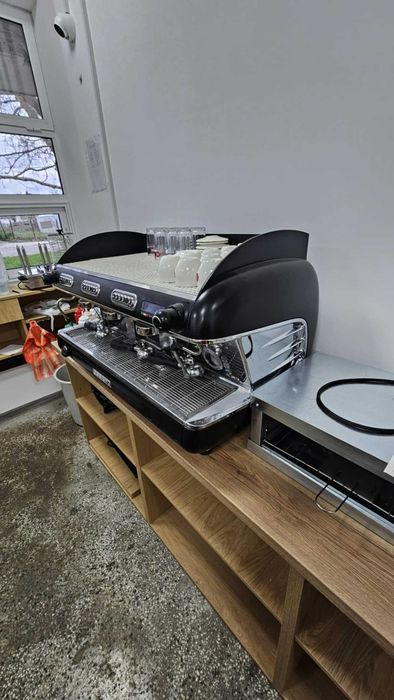 Разпродажба на оборудване за пекарна, кафе