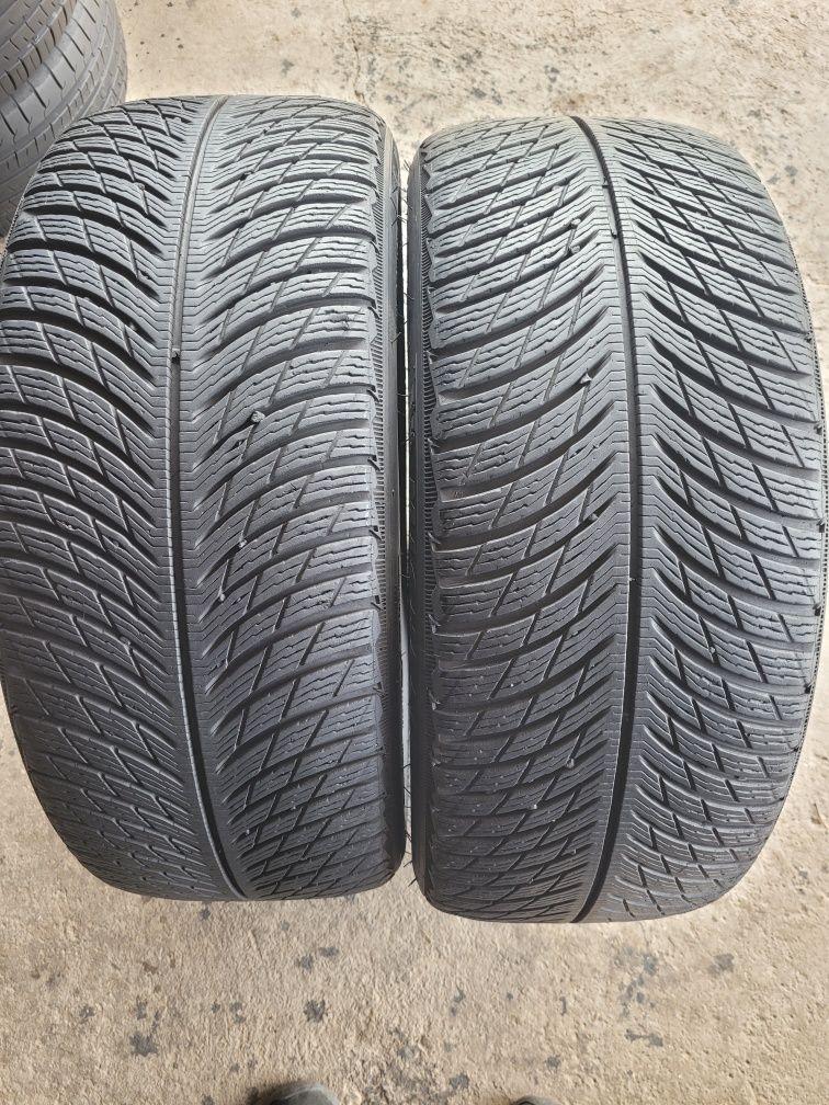 235/40R19 M+S Dot 2020