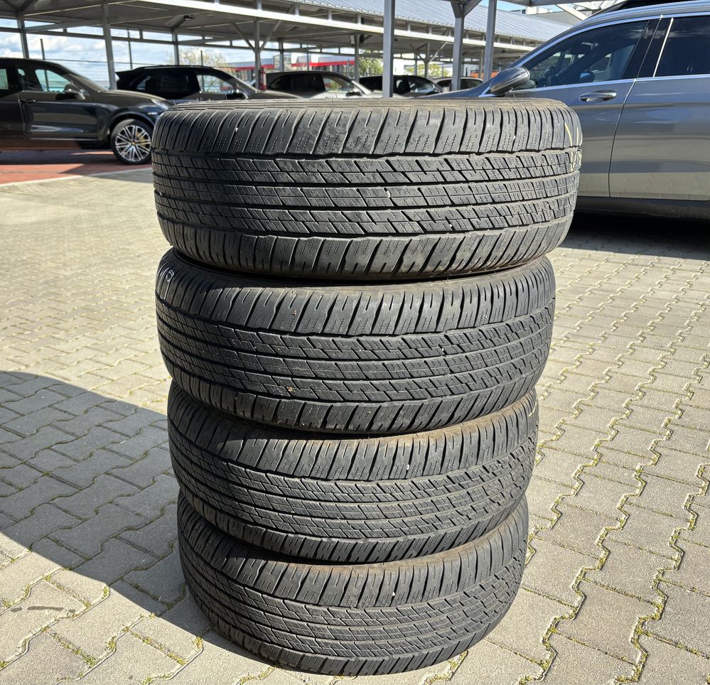 Почти нови всесезонни гуми Dunlop 265/55/19 DOT2022