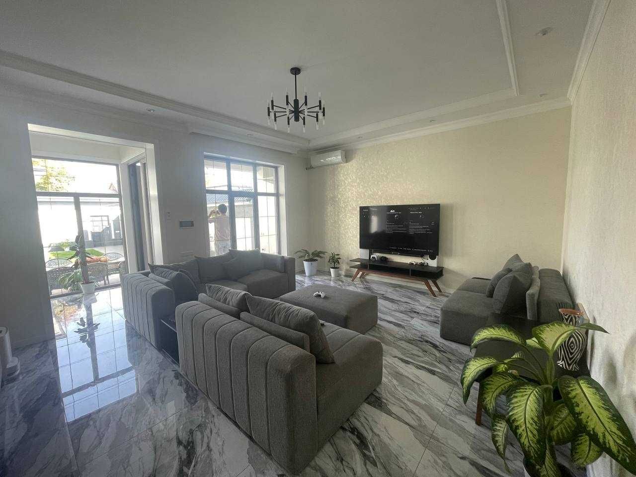 Аренда дом Азербайджанский центр. 140 м², 3.5 сотки. Транспортный