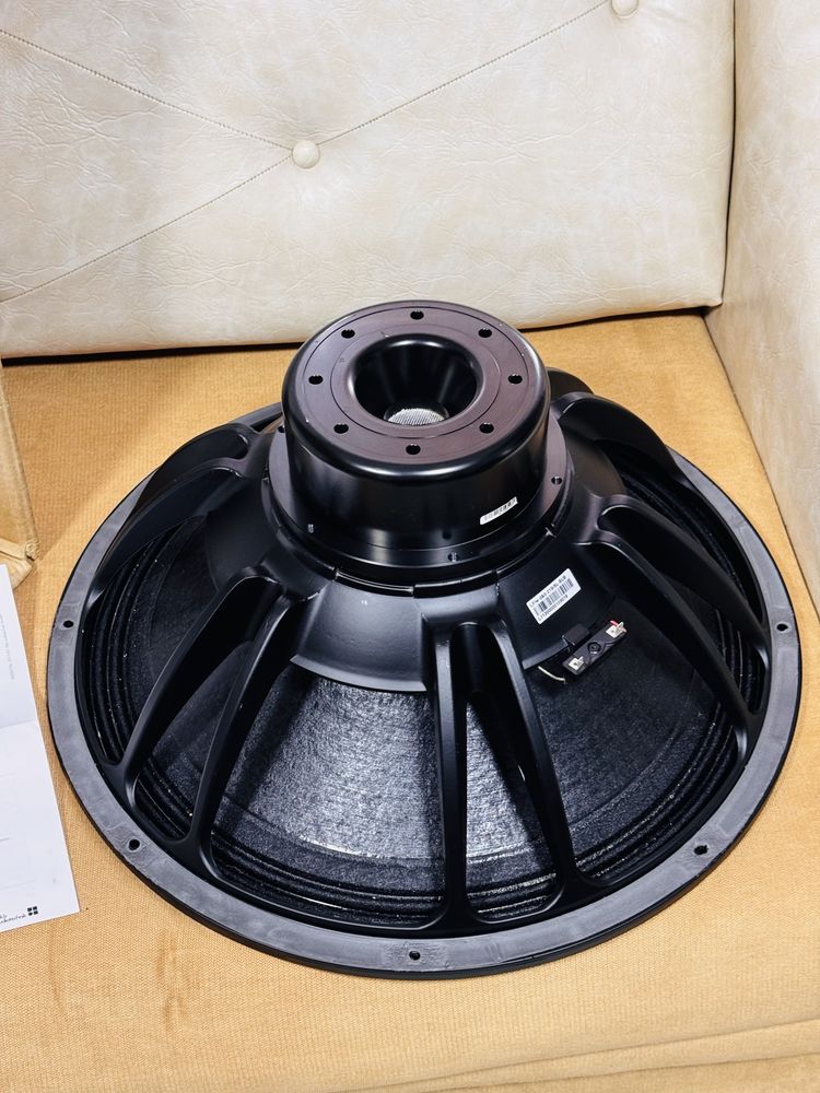 Difuzor bass profesional 21 de inch d&b21S/SL-SUB,subwoofer-NOU-cutie!