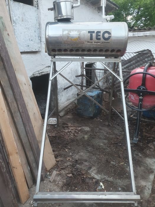 Panou solar nepresurizat 135l  12 tuburi,prsostat,pompa și vana ameste