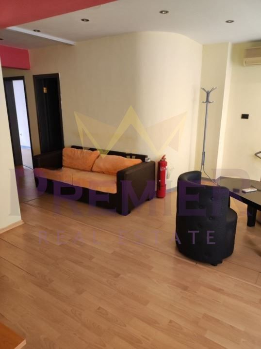 Дава се под наем Офис в Варна, Лятно кино Тракия - 95 кв.м за 510 € - Снимка #6