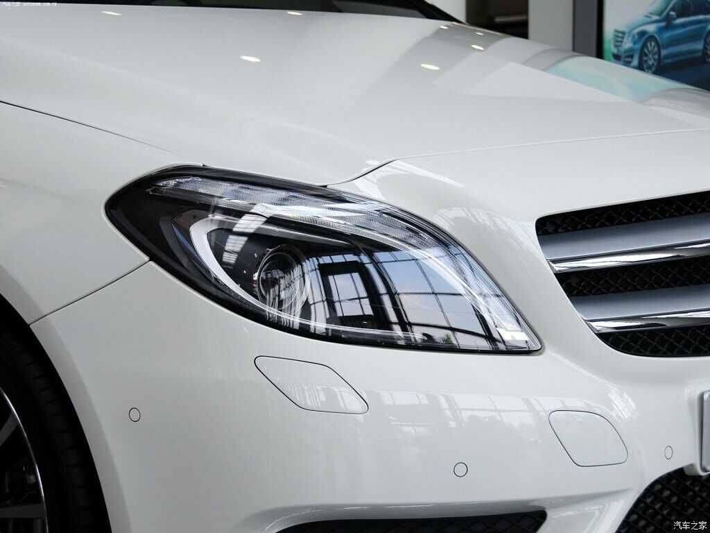 Mercedes  w246 B200 капак фар стъкло капаци фарове крушки мерцедес