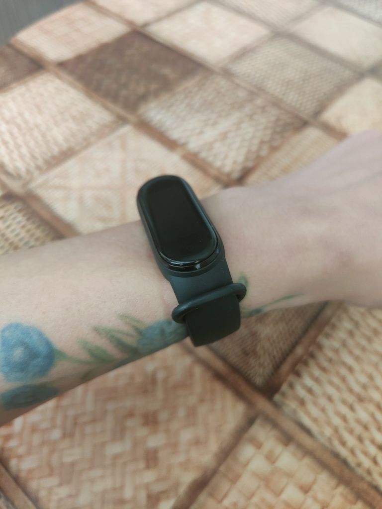 Фитнес гривна Xiaomi Mi Band 5