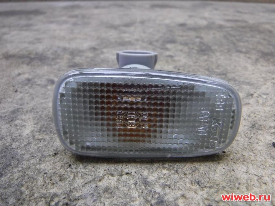 Повторитель поворотника Toyota Prado 120