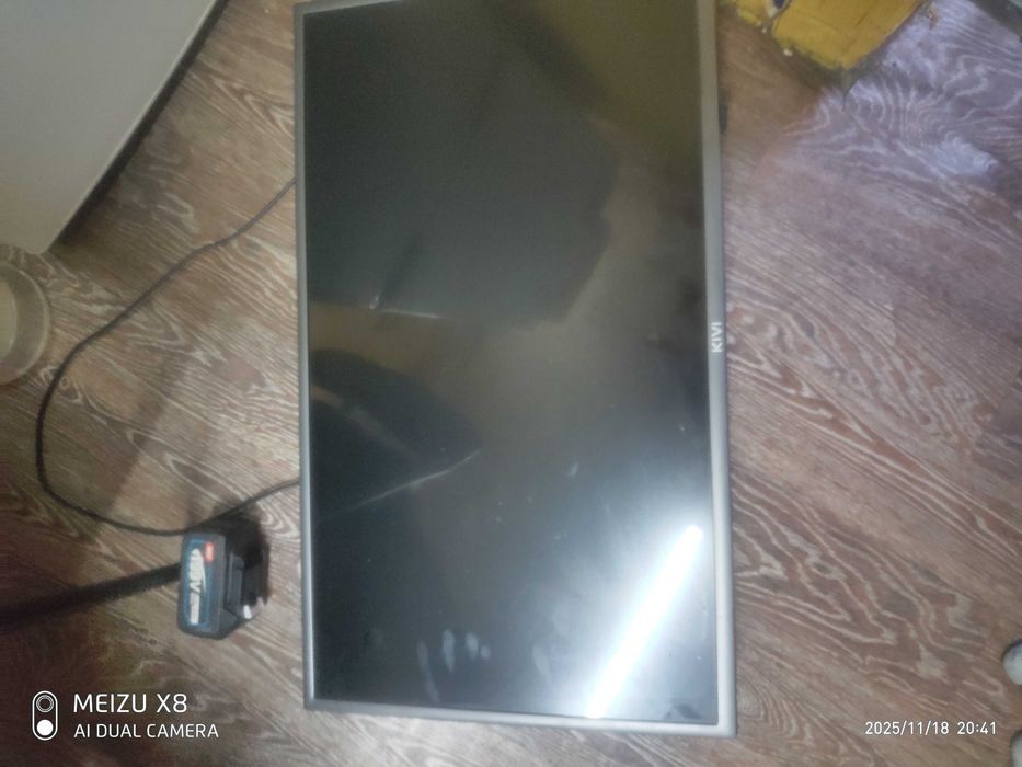 Телевизор на запчасти. Рабочий.