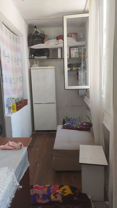 Продаю квартиру адрес охангарон эвалайк 30000$ двух комн с мебелью