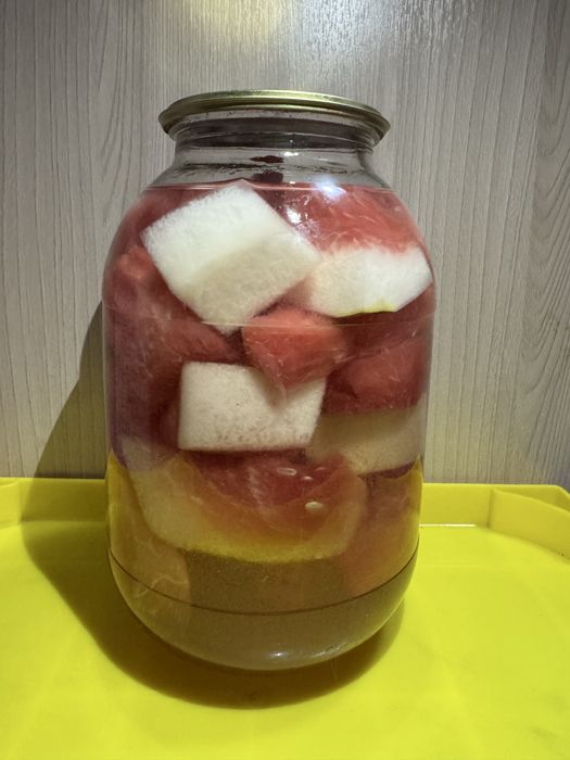 Продам соленья арбузы, помидоры солонина 2025 г