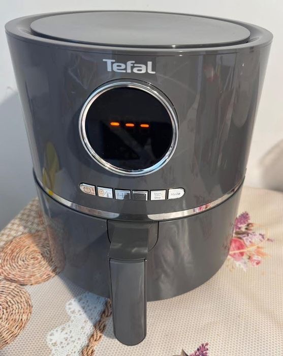 Friteuza cu aer cald Tefal Ultra Fry Digital EY111B15