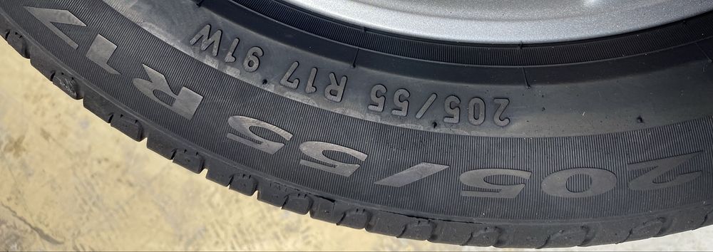 Set Cauciucuri Anvelope Vara Noi Pirelli 205 55 R17 Originale