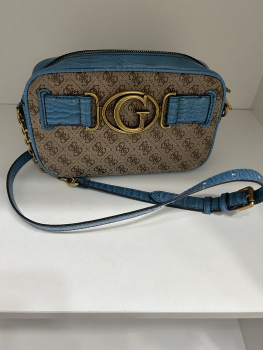Сумка Guess в идеальном состоянии