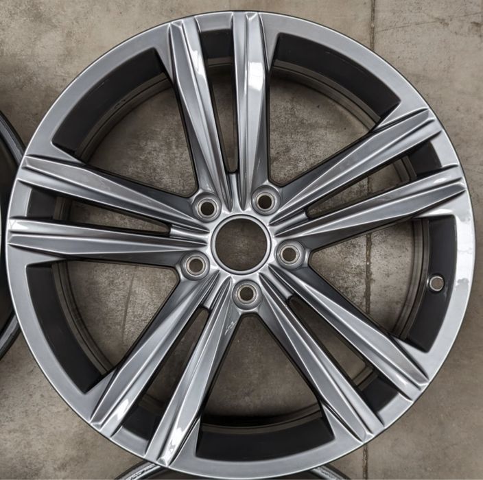 Jante Aluminiu originale vw 5x112 18 Sebring Tiguan Passat Golf arteon
